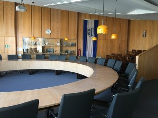 Sitzungssaal Langenberg.jpg